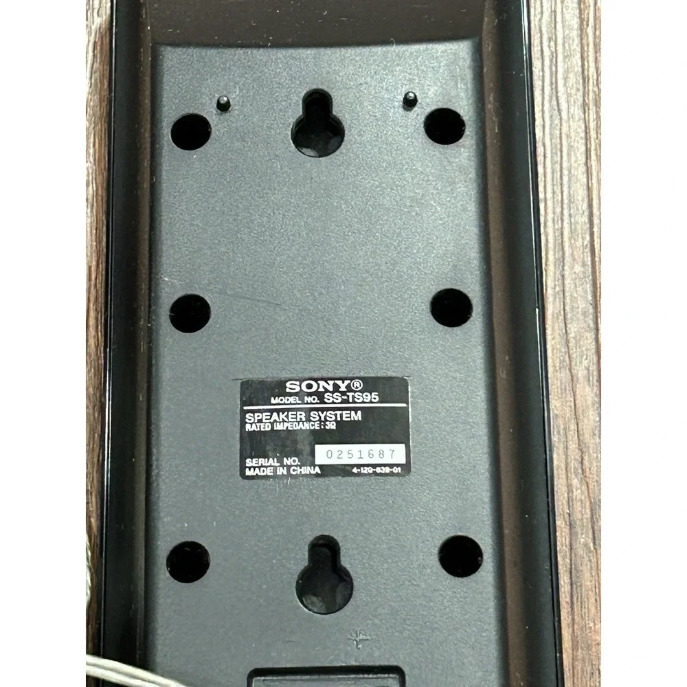 Sony S-AIR Surround Amplifier TA-SA100WR 2 Sur,‎ 1 Centre, 1 Front Speakers 5pcs